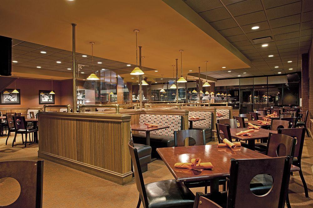 Delta Hotels By Marriott Kalamazoo Conference Center Εξωτερικό φωτογραφία