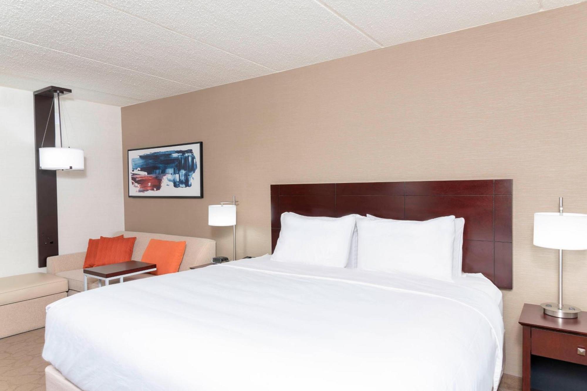 Delta Hotels By Marriott Kalamazoo Conference Center Εξωτερικό φωτογραφία