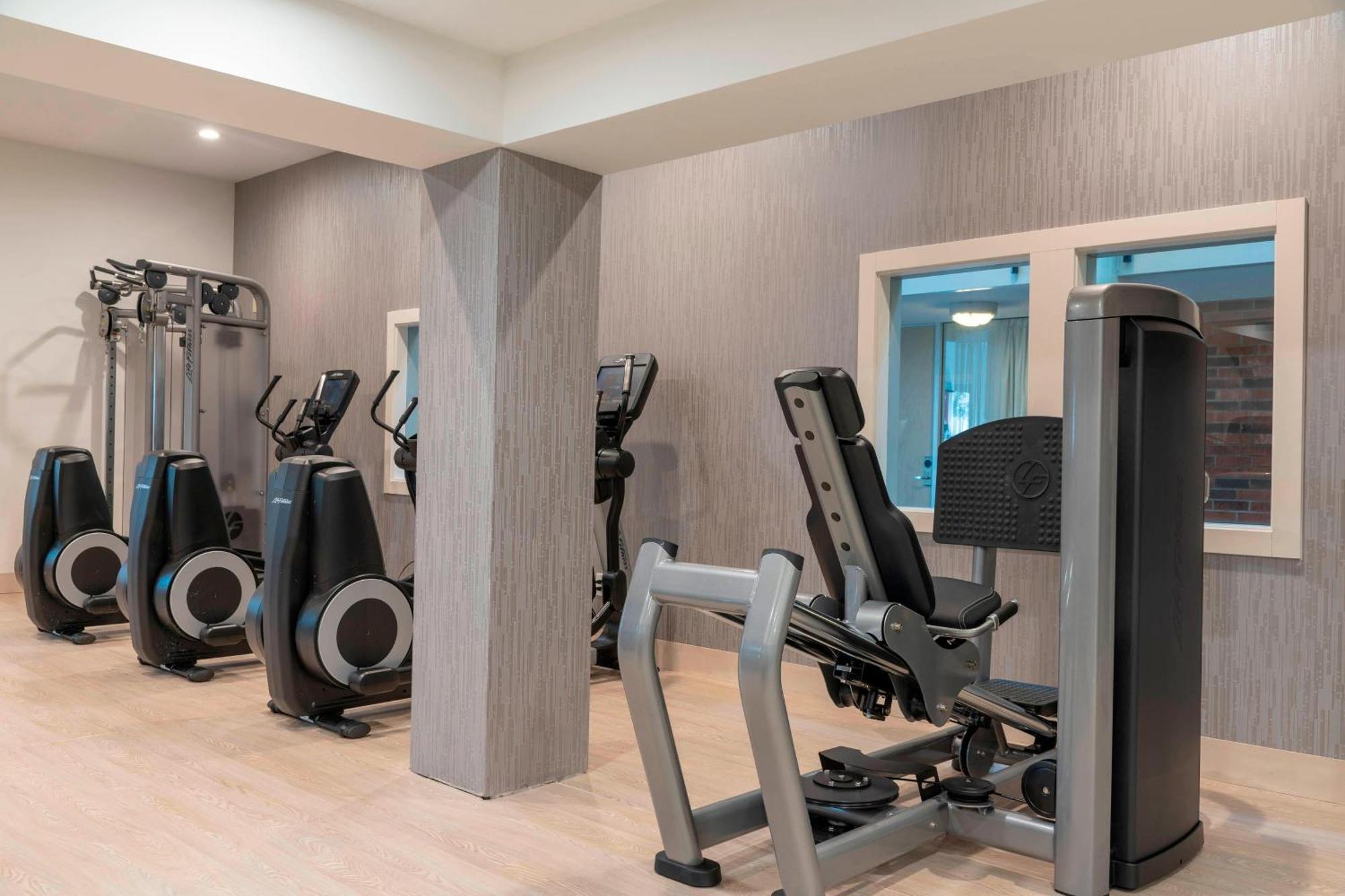 Delta Hotels By Marriott Kalamazoo Conference Center Εξωτερικό φωτογραφία